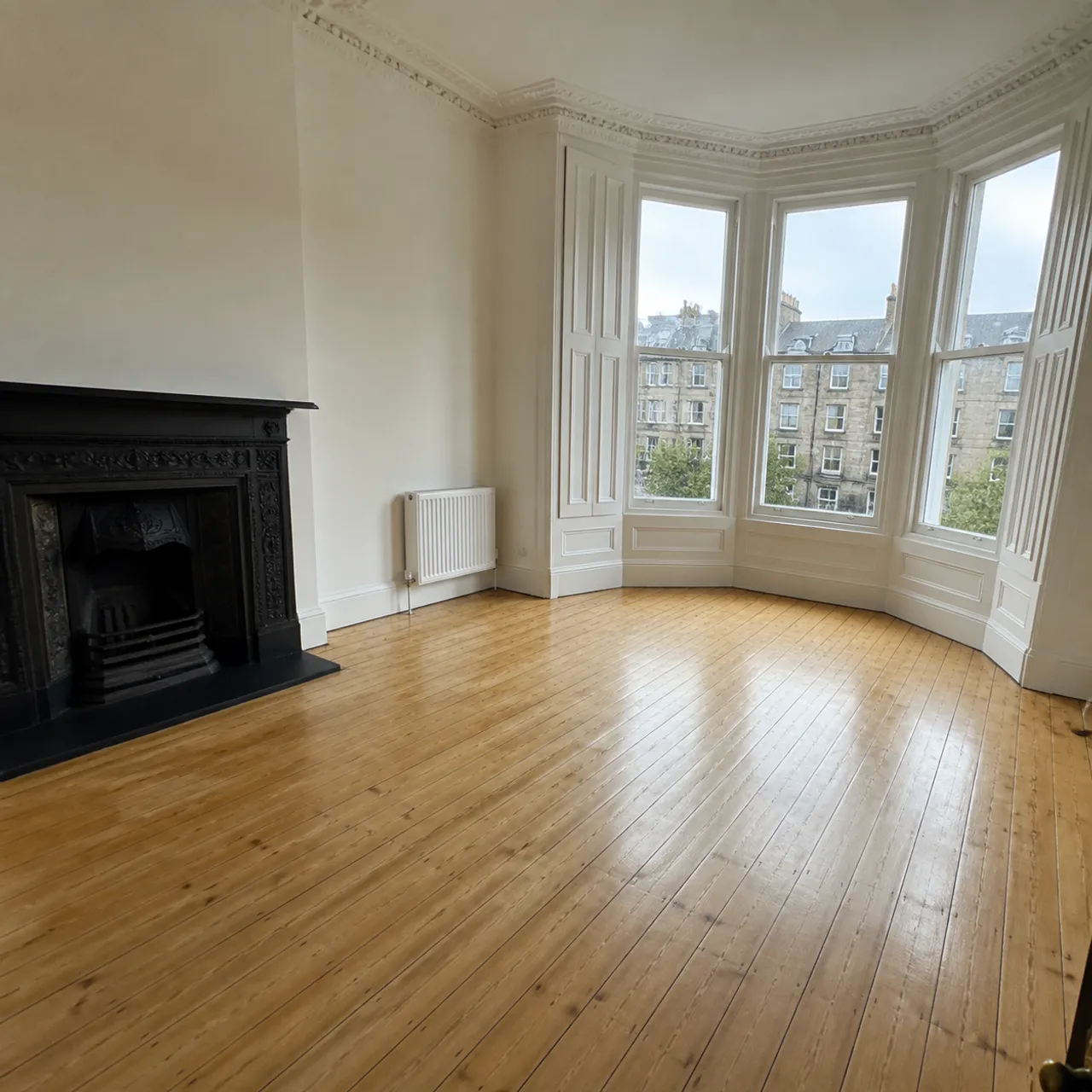 Living Room End of Tenancy Clean