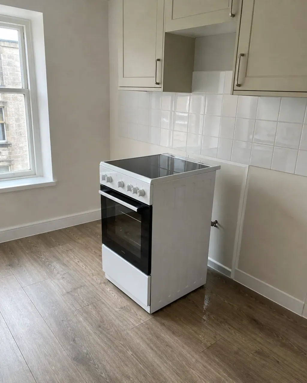Cleaning after pest control in Edinburgh.